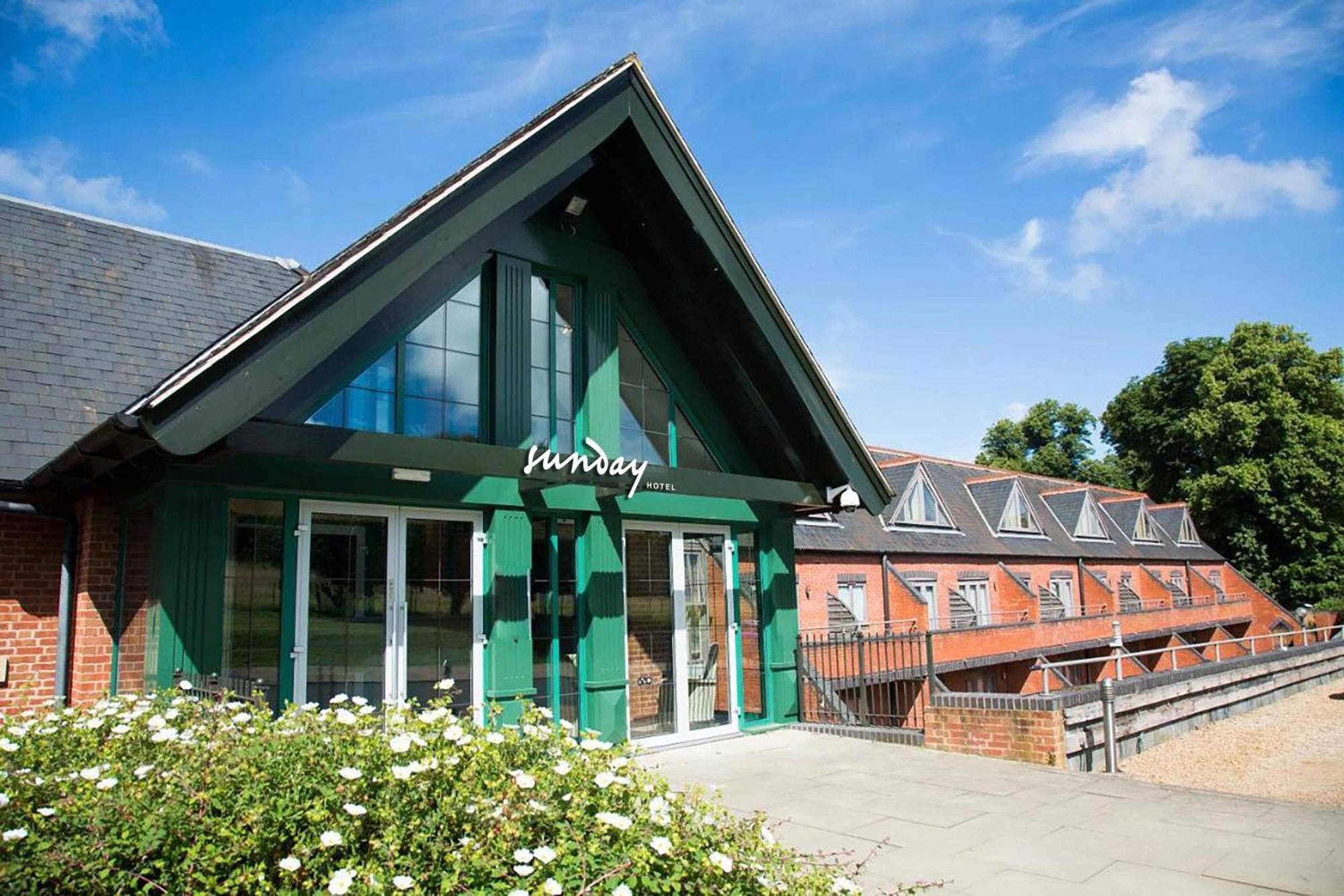 Walton Hall Hotel & Spa By Sunday Wellesbourne Екстериор снимка