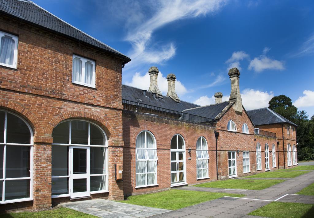 Walton Hall Hotel & Spa By Sunday Wellesbourne Екстериор снимка