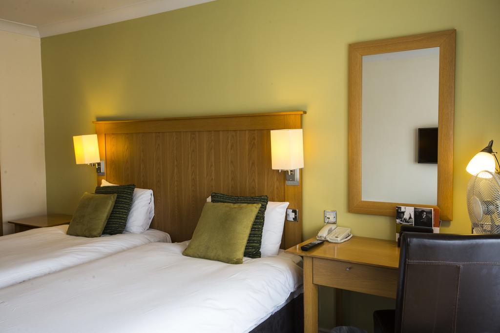 Walton Hall Hotel & Spa By Sunday Wellesbourne Екстериор снимка