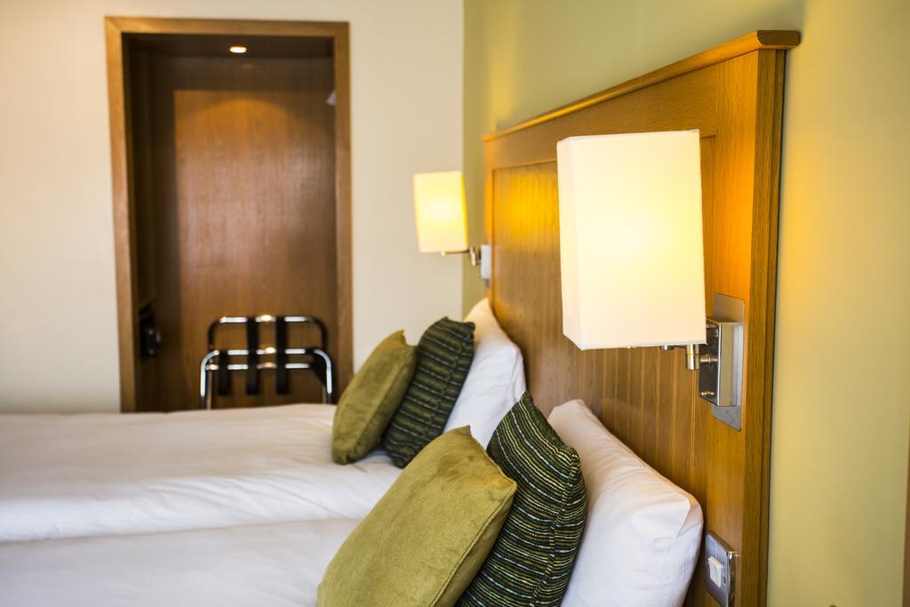Walton Hall Hotel & Spa By Sunday Wellesbourne Екстериор снимка
